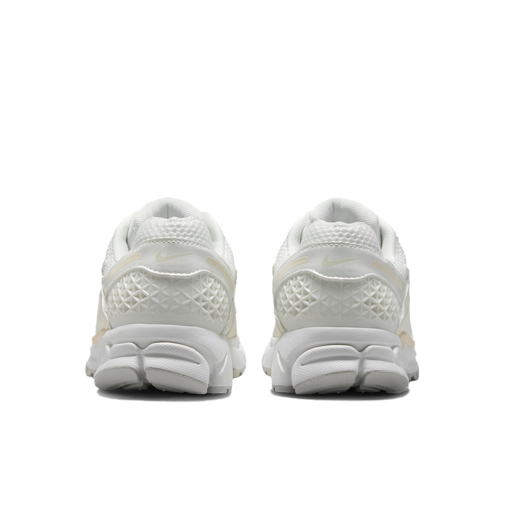 Nike Zoom Vomero 5 (W)